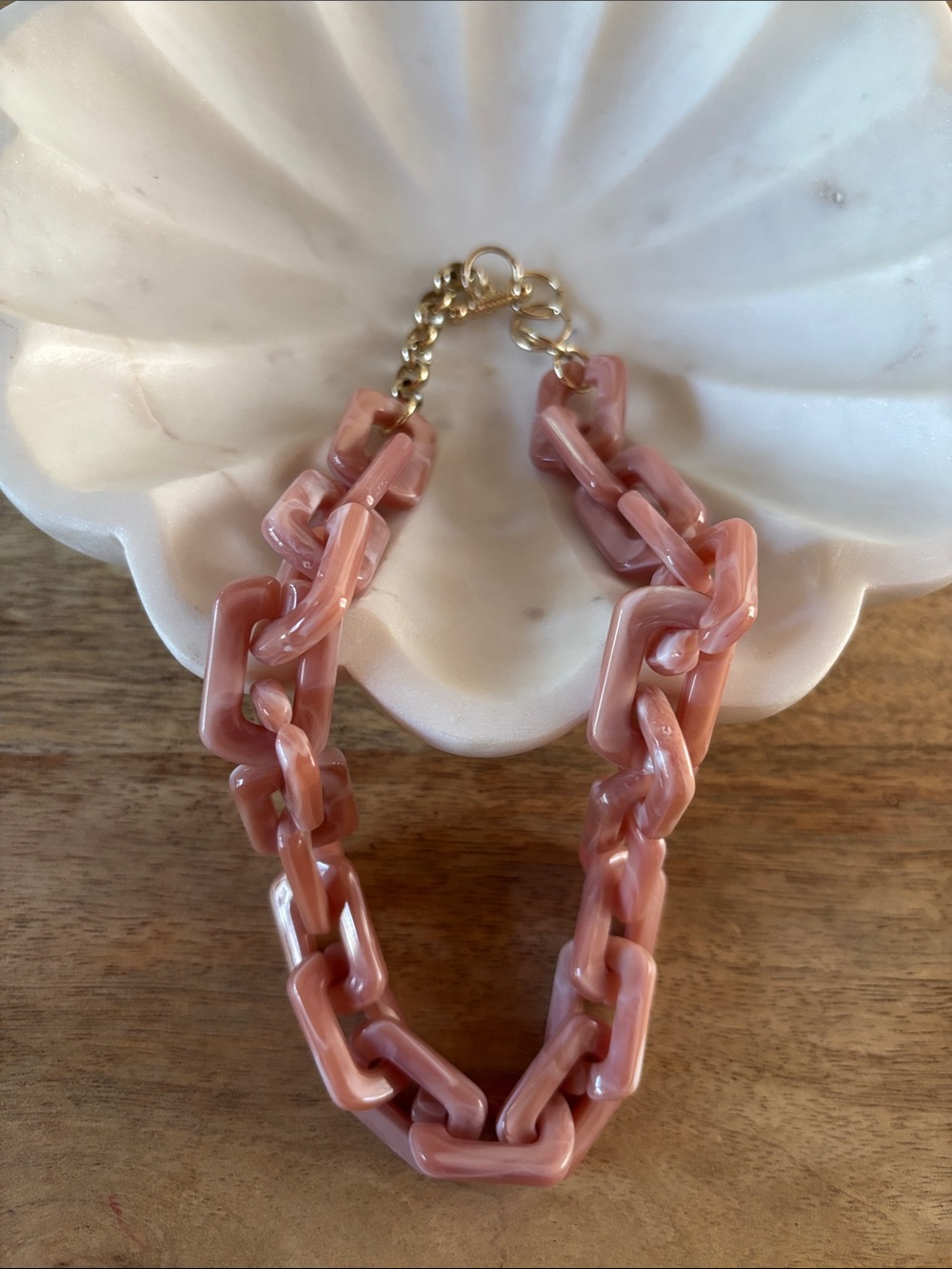 Erin McDermott Pink Marbled Acrylic Link Necklace with Gold Clasp